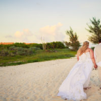 REAL WEDDING | Sweet and Summery Caribbean Wedding | PlayaWeddings: Photo, Video, Super 8 Film