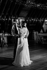 REAL WEDDING | Pine River Ranch Wedding in Washington | Misty C. Photography | Pretty Pear Bride