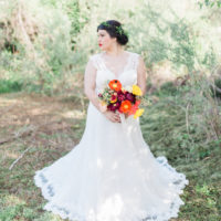 plus size bride, boho plus size bride, floral crown, fiesta wedding