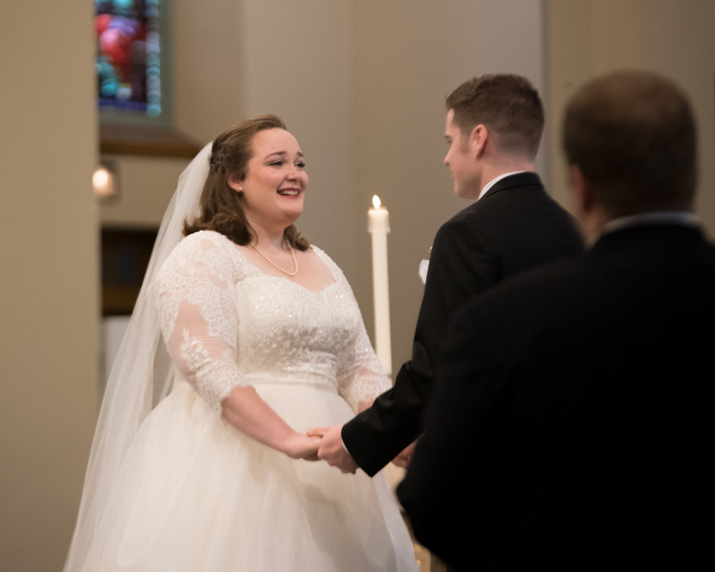 REAL WEDDING | Joyful Garden Wedding in Connecticut | Emma Thurgood Photography | Pretty Pear Bride
