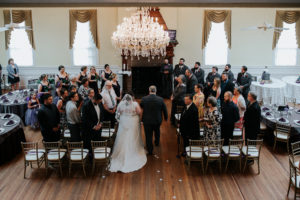 REAL WEDDING | Sci-Fi Geek Chic Texas Wedding | Taylor Elizabeth Photography | Pretty Pear Bride