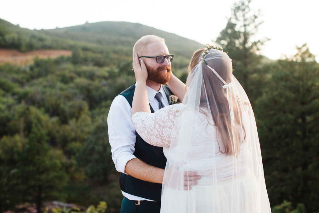 REAL WEDDING | Sunset Mountain Elopement in Utah | Ashalee Soule' Photography | Pretty Pear Bride