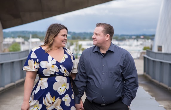 ENGAGEMENT | Home Town Love in Tacoma |  Jill Most Photography | Pretty Pear Bride