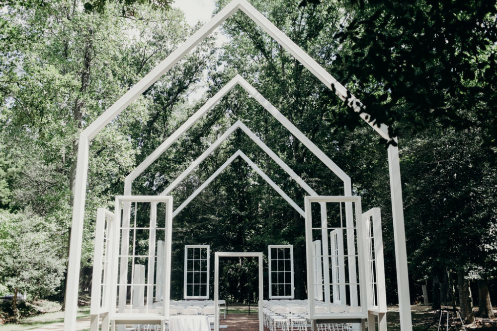 REAL WEDDING | Art Deco Garden Wedding in Virginia | Ambah Parkah Photography | Pretty Pear Bride