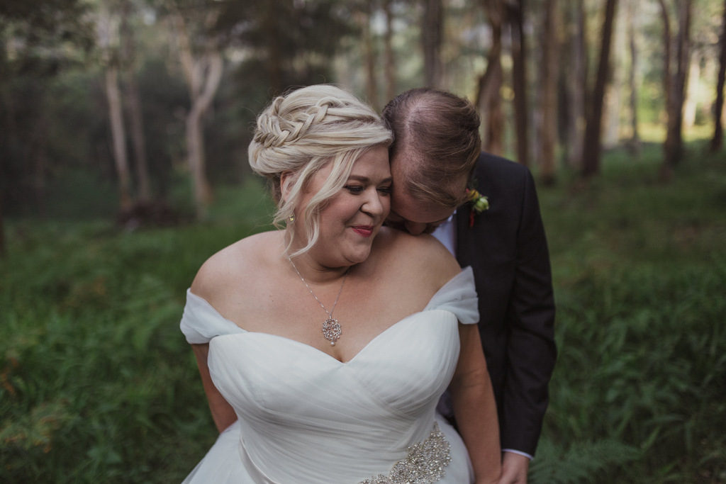 REAL WEDDING | Magical Wedding in the Woods | Furey Photography | Pretty Pear Bride