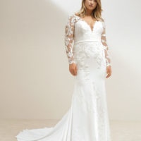 Plus Size Wedding Dress Designer | Pronovias