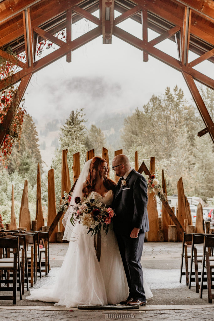 REAL WEDDING // Bohemian Canadian Wedding With Jewel Tones and Mountains // Kaylo Isomura // Pretty Pear Bride