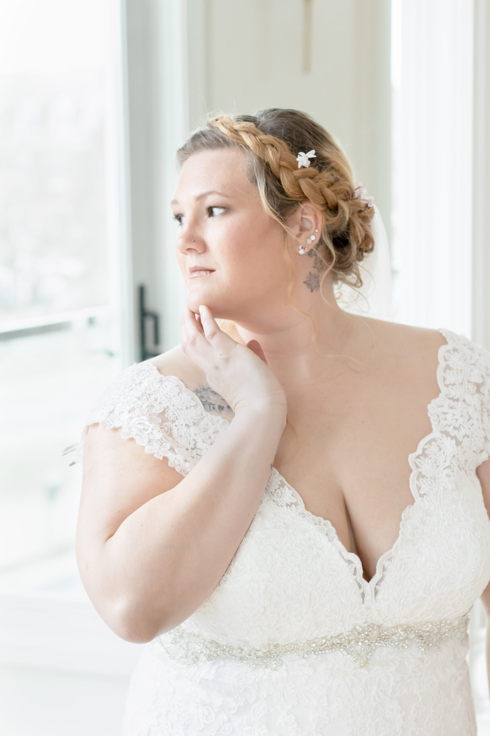 How To Make Sure You Look Your Best In Your Wedding Photos