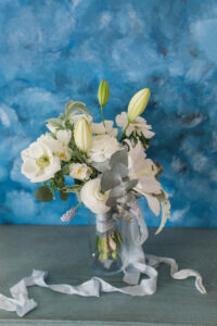blue sapphire wedding flowers