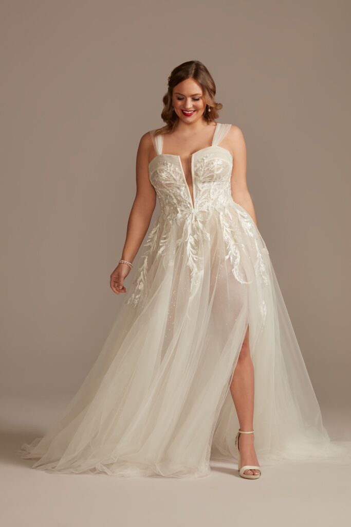 plus size bride, plus size wedding dress, David's Bridal Fall 2021 Collection
