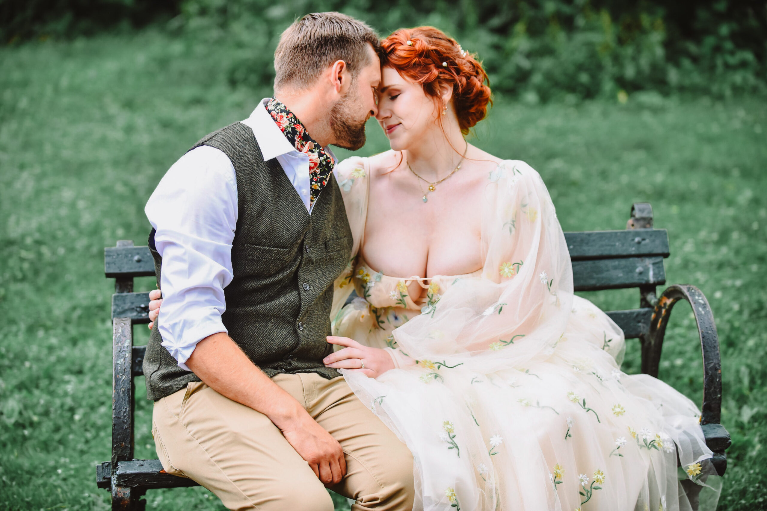 Real Wedding | Magical and Intimate Park Elopement