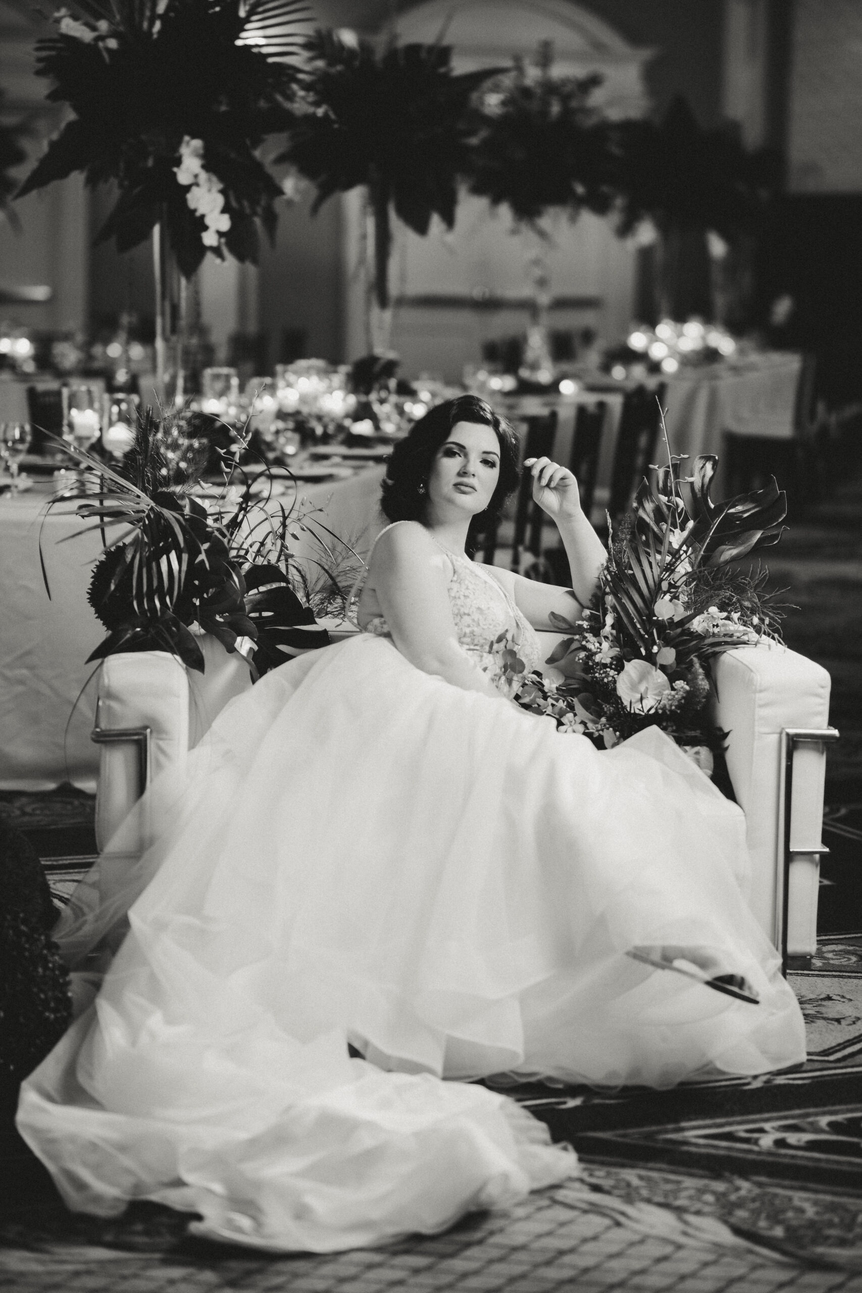 Styled Shoot | Old Hollywood Glamour Meets Vintage Miami