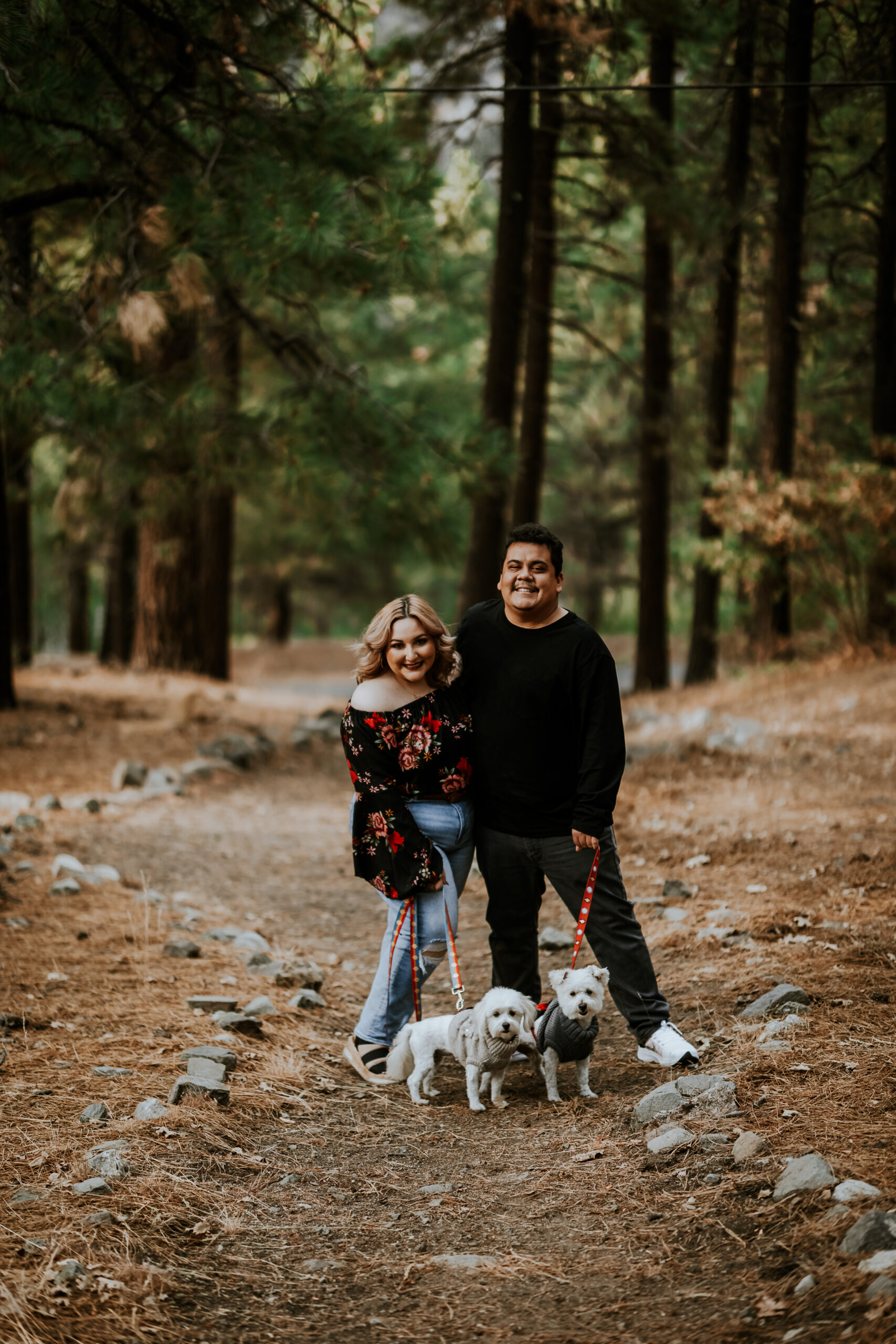 Puppy Love: Plus Size Engagement Session with Dogs | Pretty Pear Bride