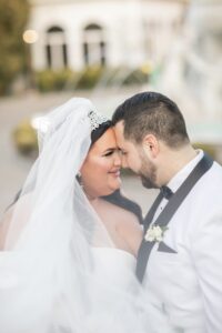 Timeless Plus Size Black and White New York Wedding | Pretty Pear Bride