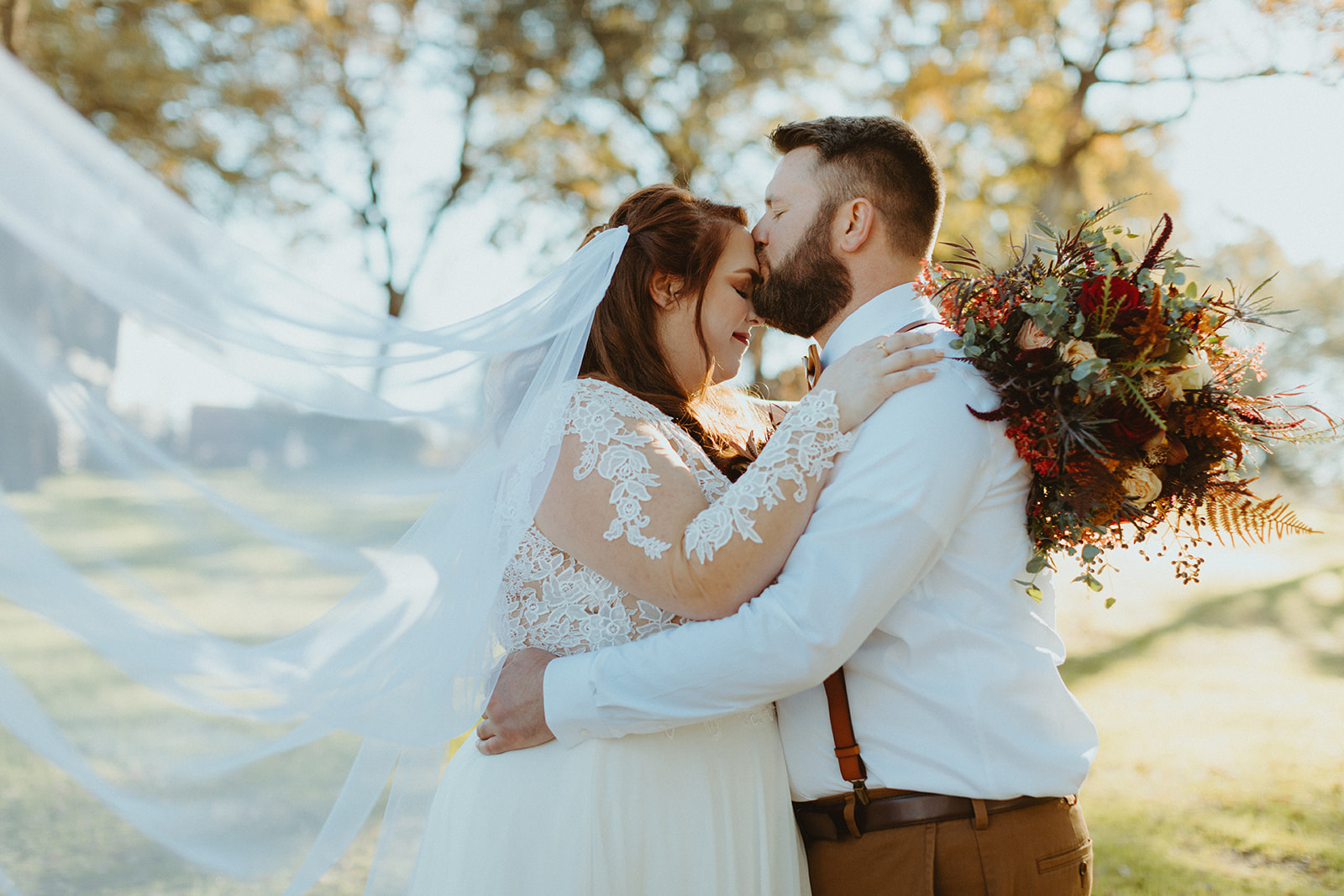 Plus Size Bride Stuns in Fall Boho California Wedding