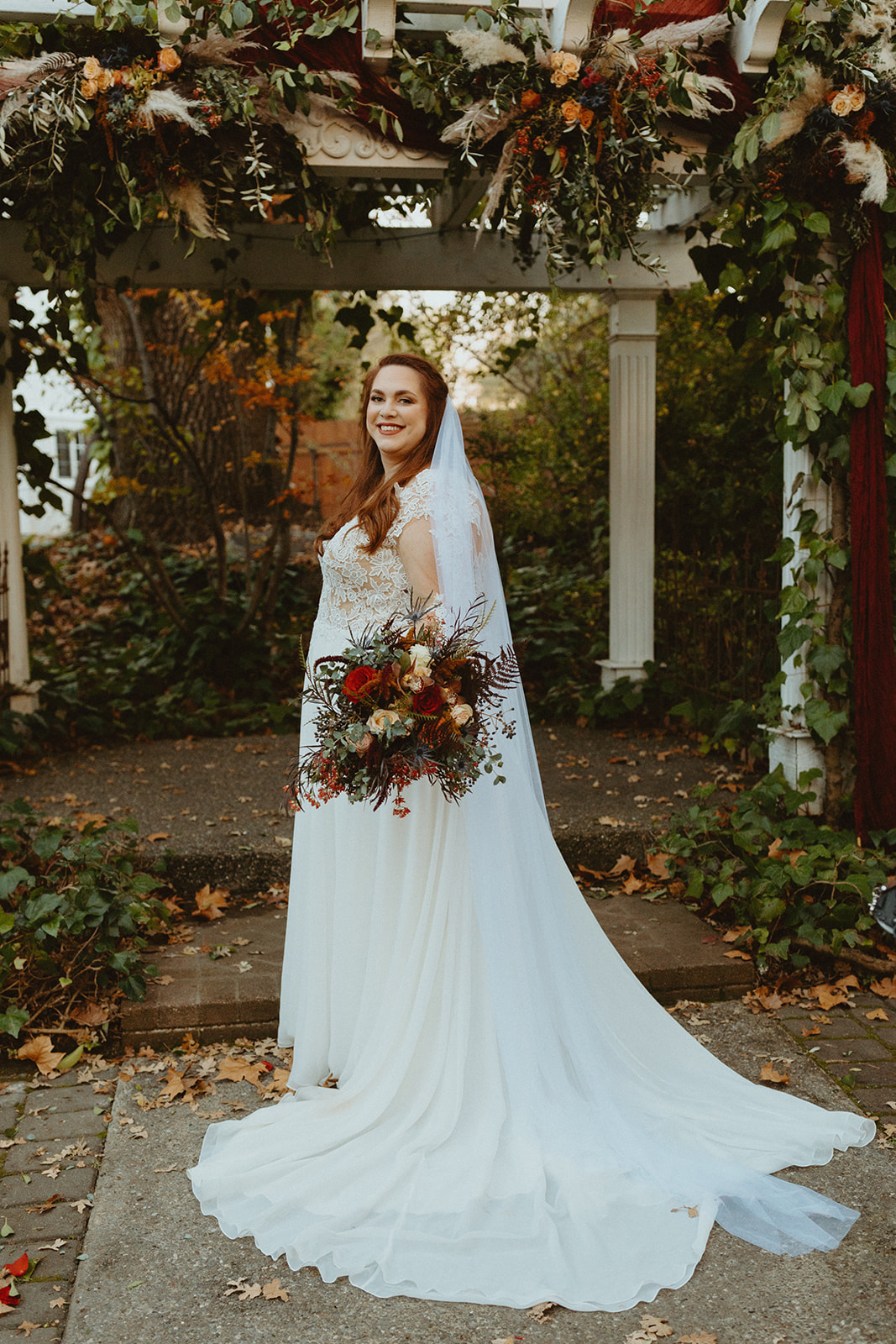 Plus Size Bride Stuns in Fall Boho California Wedding - The Pretty Pear  Bride - Plus Size Bridal Magazine