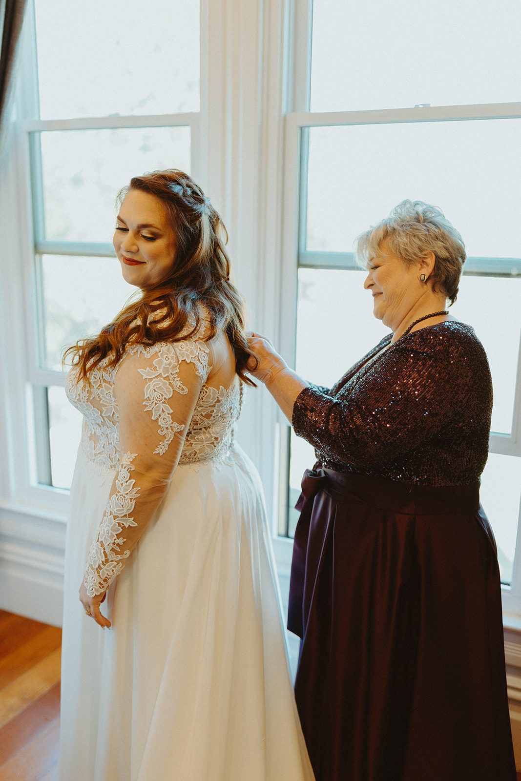 Plus Size Bride Stuns in Fall Boho California Wedding - The Pretty Pear  Bride - Plus Size Bridal Magazine