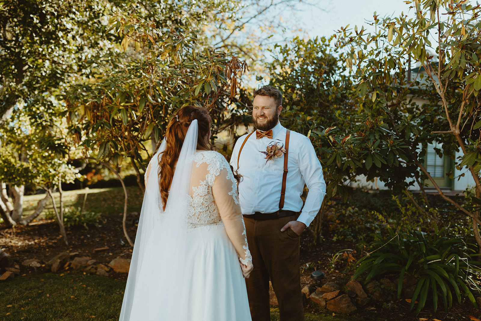 Plus Size Bride Stuns in Fall Boho California Wedding