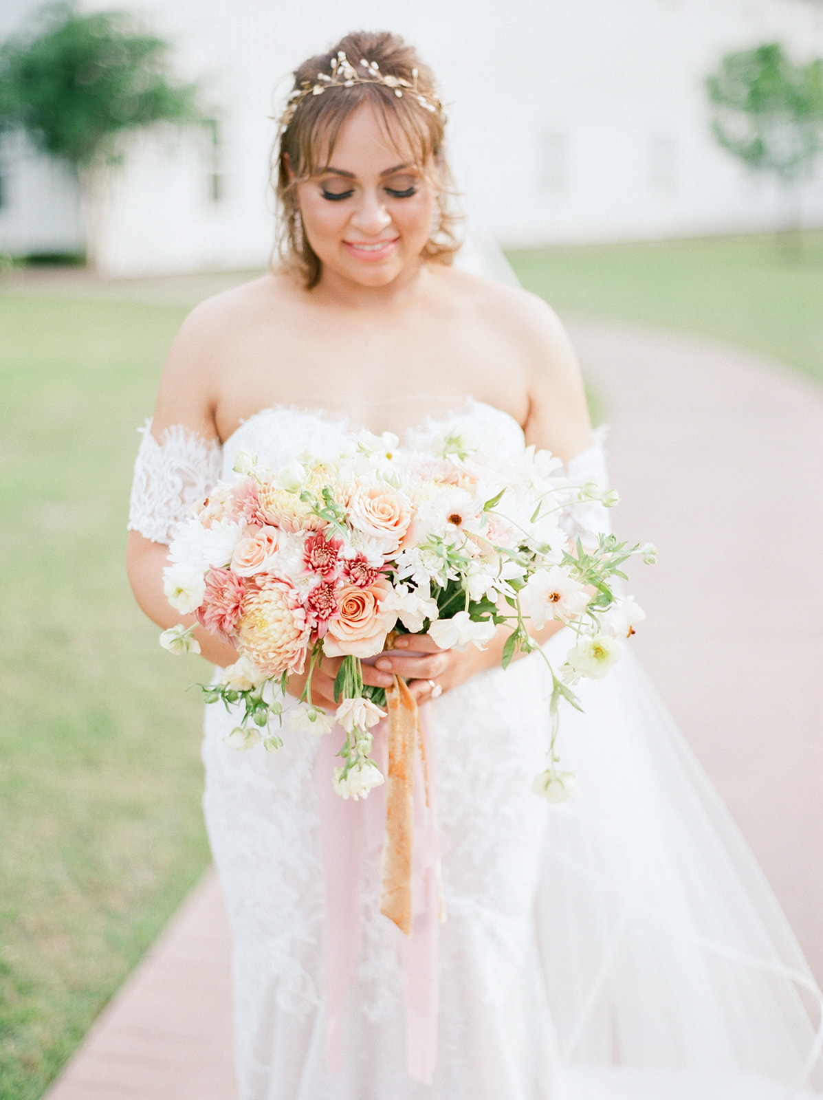 Golden Afternoon Wedding Inspiration – The Pretty Pear Bride