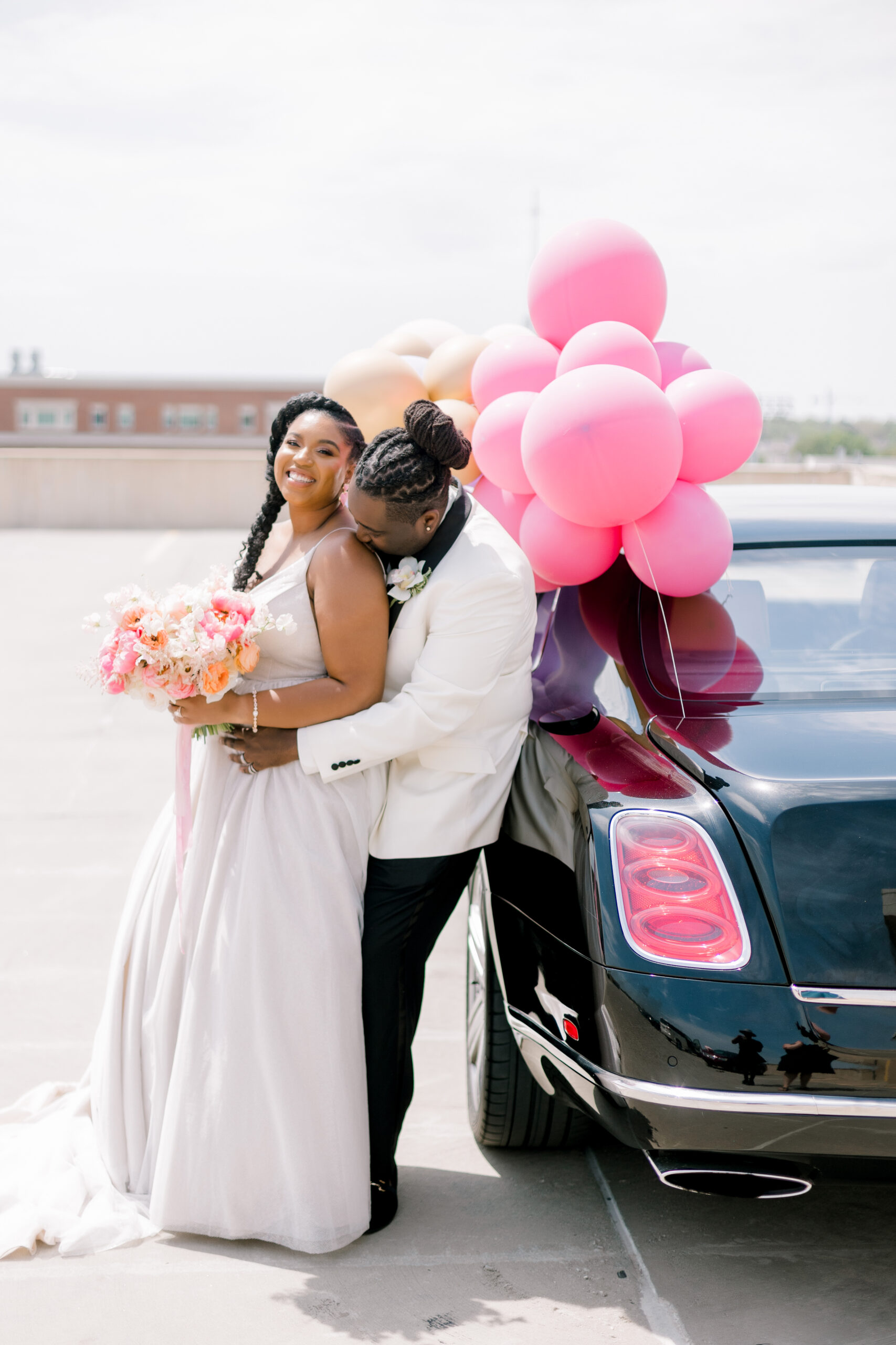 plus size bride, elopement, plus size wedding dress, pink wedding