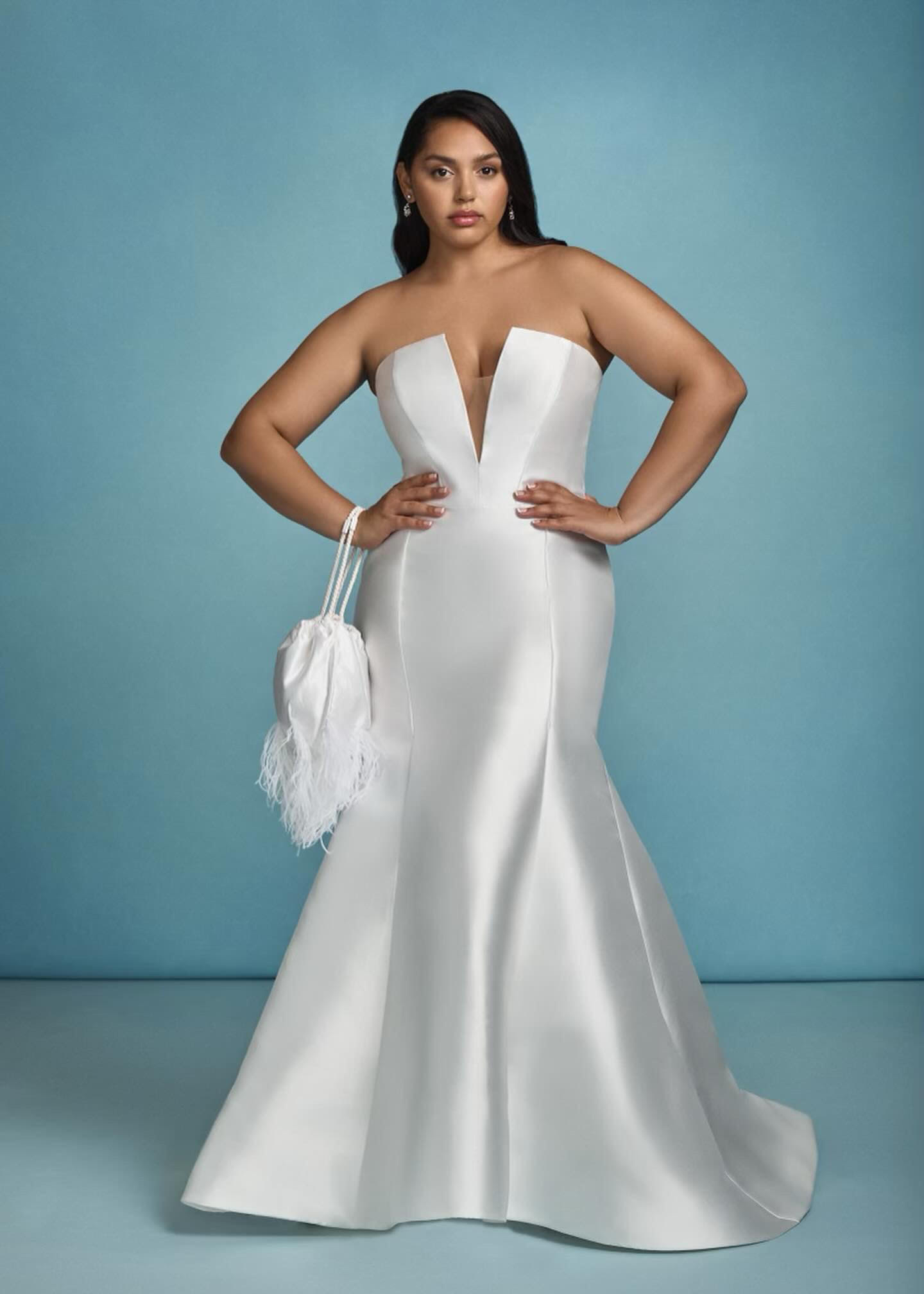The Bella Rosa Collection: Timeless Elegance for the Plus-Size Bride