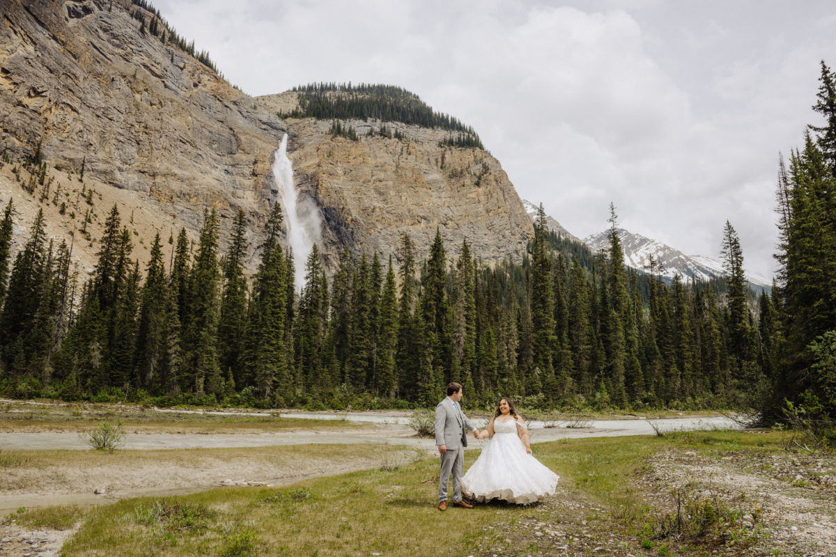 plus size bride