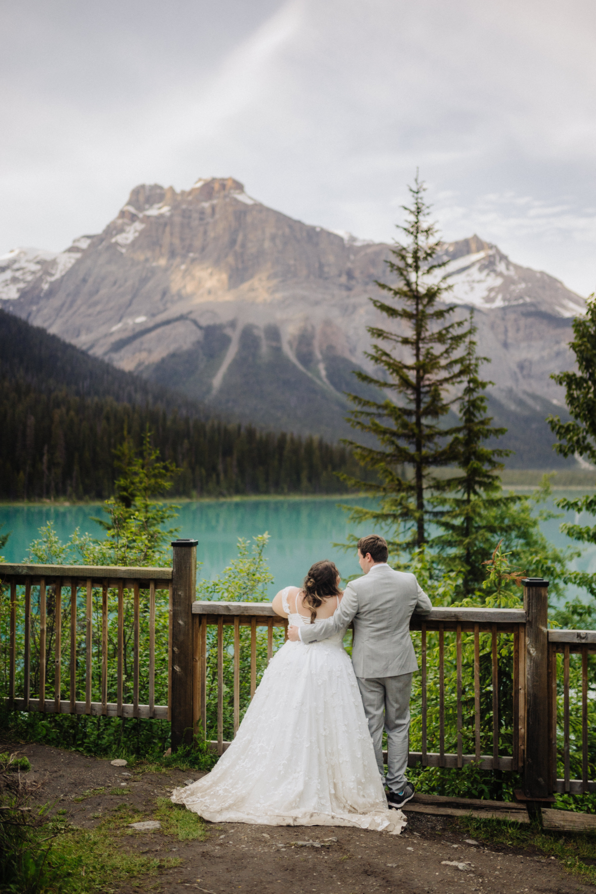 plus size bride