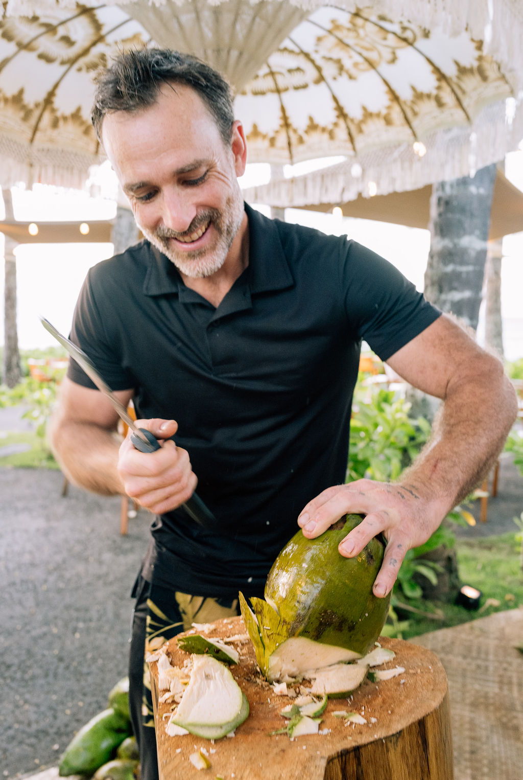 coconut carving at maui welcome party at The Ritz-Carlton Maui, Kapalua