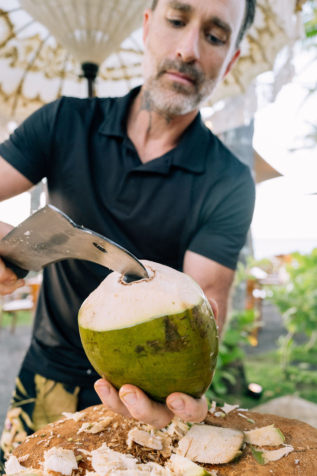 coconut carving at maui welcome party at The Ritz-Carlton Maui, Kapalua